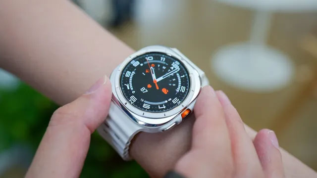 بهترین ساعت هوشمند سامسونگ برای فضای باز: Samsung Galaxy Watch Ultra