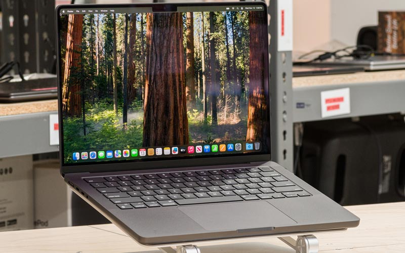 لپتاپ MacBook Pro 14