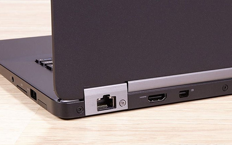 پورت‌های Latitude E7470