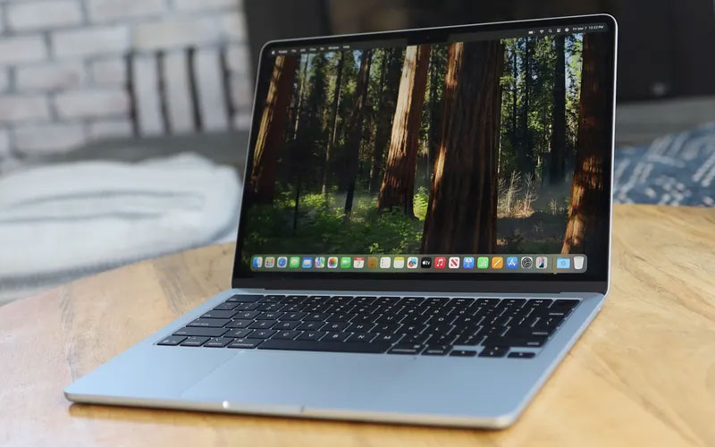 نمایشگر MacBook-Air-m4