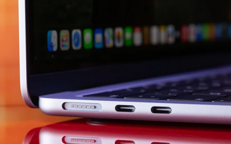 اتصالات MacBook-Air-m4