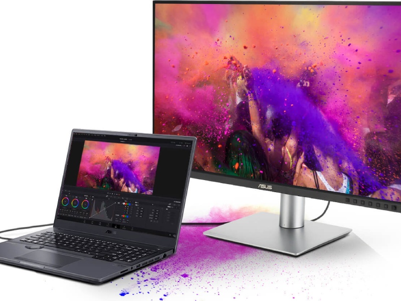 Monitors for MacBook Pro 1
