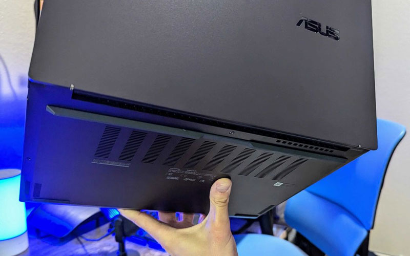 داغ شدن ZenBook 14 Q415MA