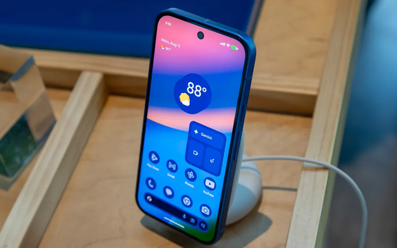 نمایشگر Google Pixel 10