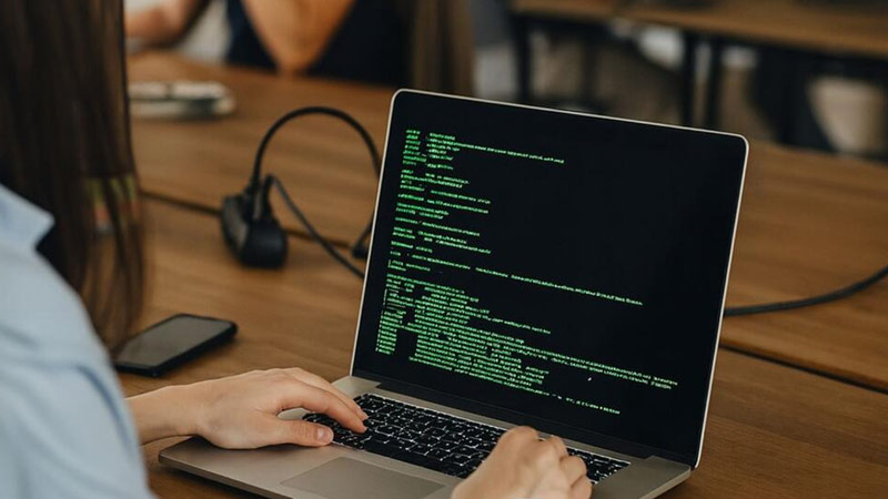 بهترین لپ‌تاپ‌های ایسوس برای برنامه‌نویسی