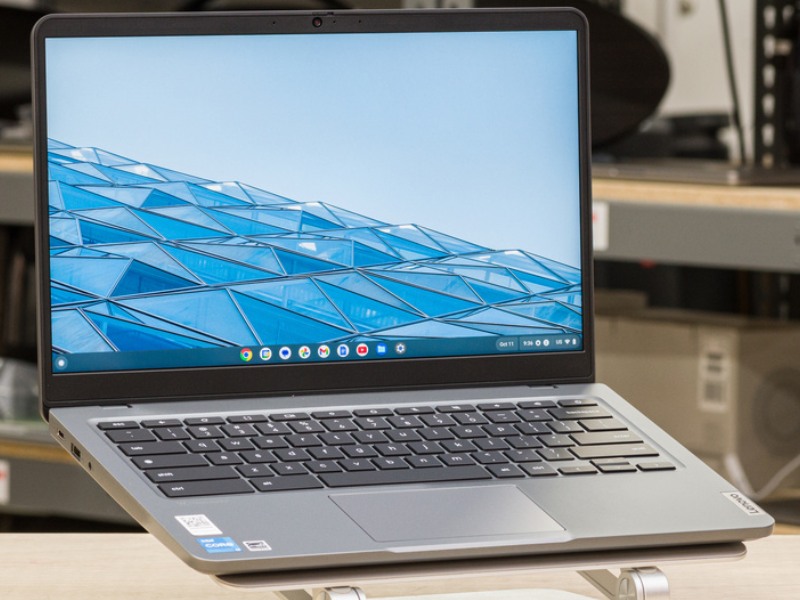 Lenovo IdeaPad Slim 3i Chromebook 14؛ کروم‌بوک ارزان با شارژدهی طولانی