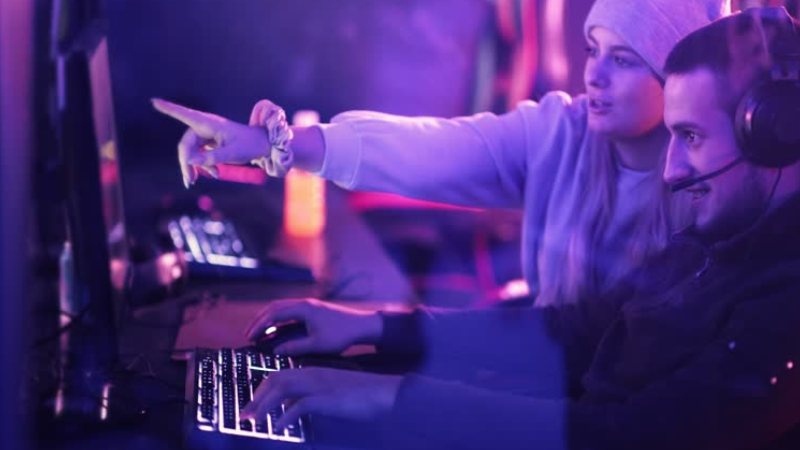 تفاوت هدست‌های مخصوص هر پلتفرم