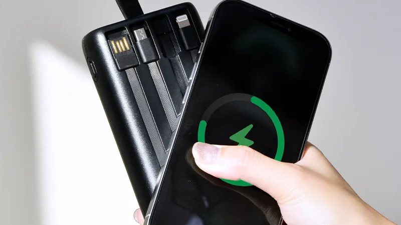 مشخصات فنی و کاربردی پاوربانک UE20070PQ