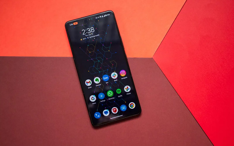 نمایشگر ROG Phone 9 Pro