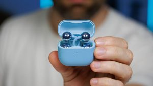 بررسی Huawei FreeClip 2