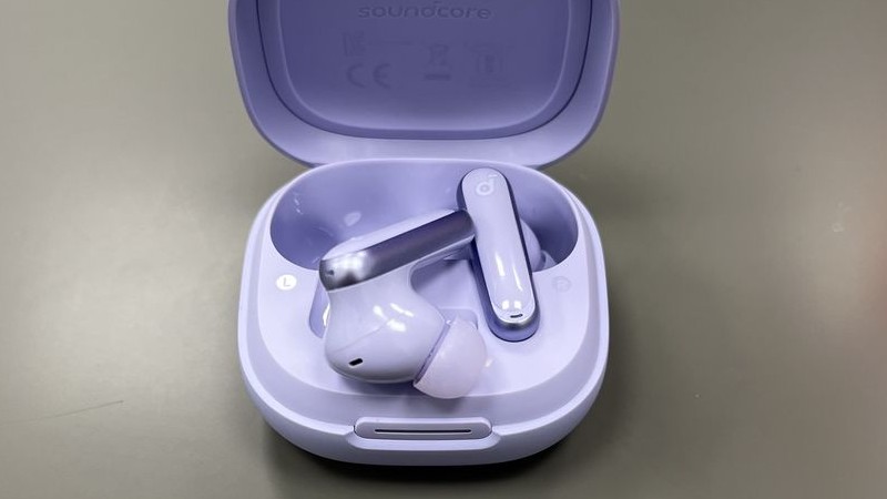 مقایسه انکر Soundcore P40i با رقبا