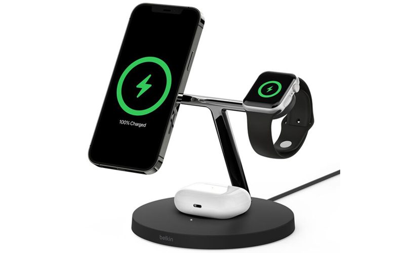 Belkin MagSafe 3-in-1 Wireless Charging Stand