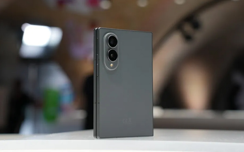 طراحی Galaxy Z Fold8