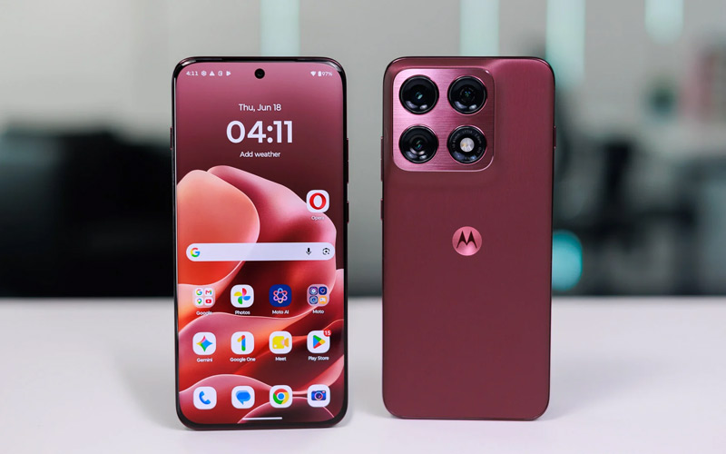 بررسی مشخصات گوشی Motorola Edge 70 Pro