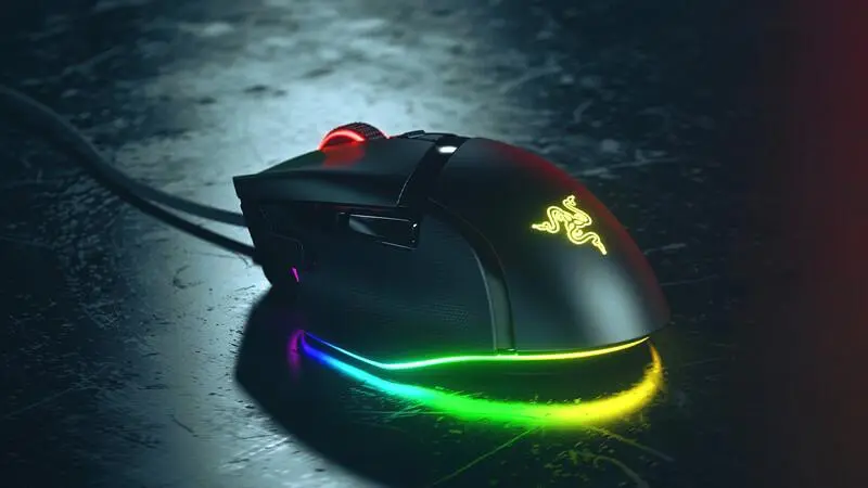 RAZER