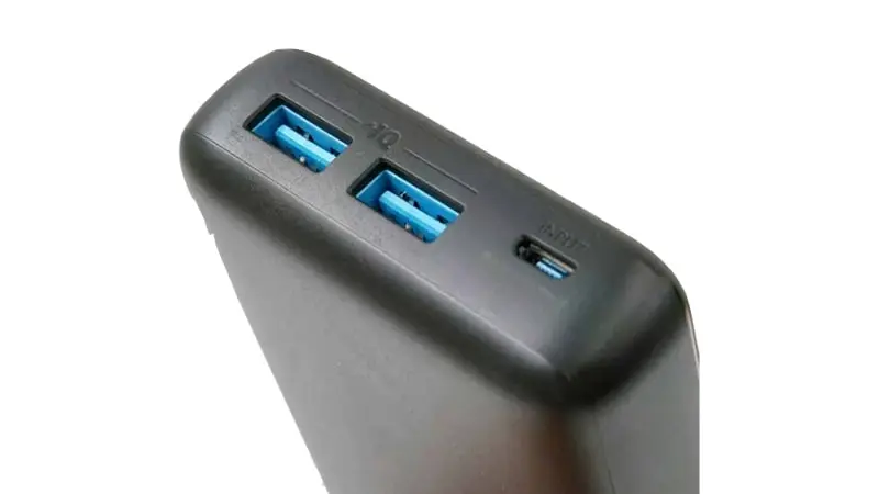 طراحی پاوربانک انکر Powercore select 20000 A1363H11