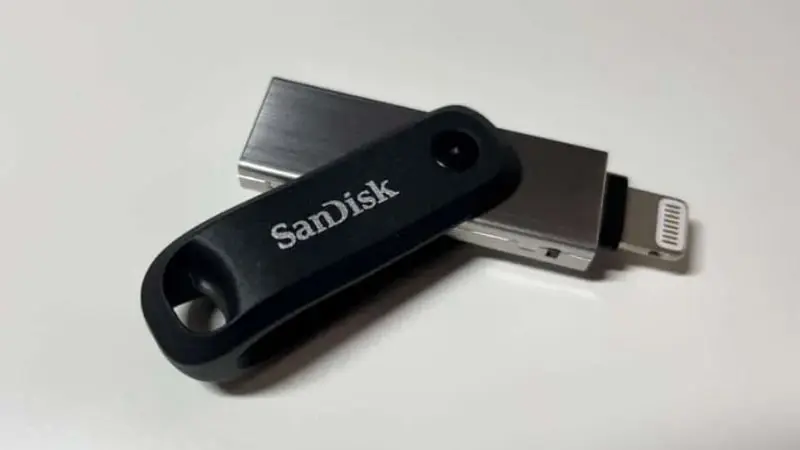 بررسی نخصصی فلش iXpand Flash Drive Go