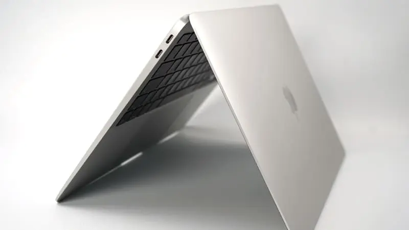 MacBook Air 2020 MGN 93 M1