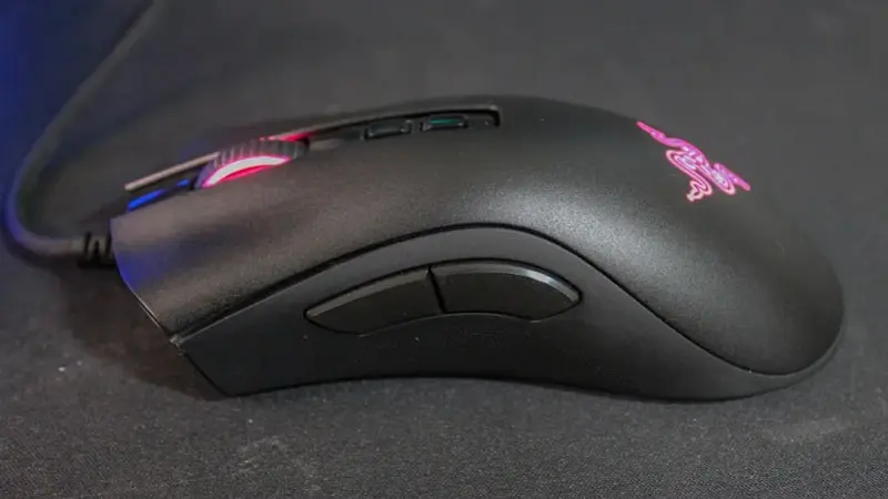 دکمه های موس ریزر deathadder V2