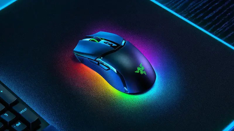 موس Razer Cobra Pro با نورپردازی RGB
