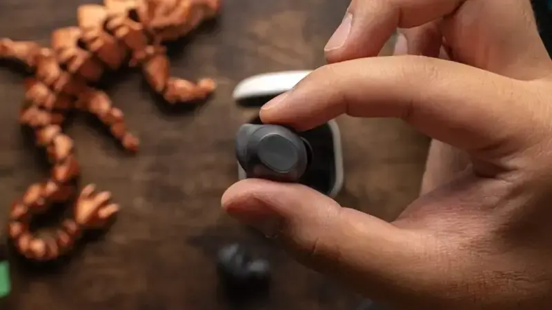 طراحی هدفون بی‌سیم Samsung Galaxy Buds FE