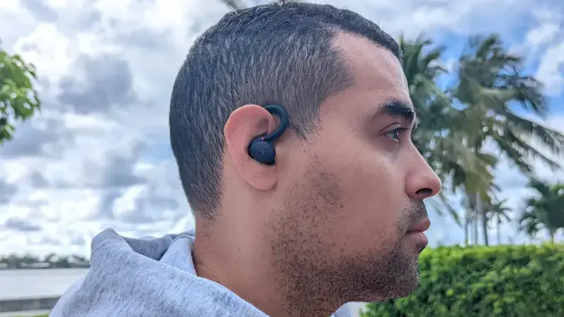 طراحی هندزفری ورزشی بی سیم انکر SoundCore Sport X10