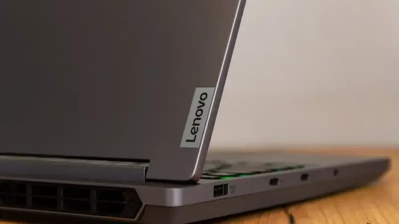 طراحی لپ‌ تاپ 16 اینچی مدل Lenovo Legion 5 16IRX9-8AX 