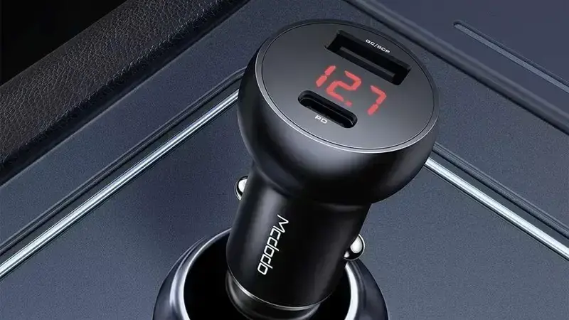 Mcdodo CC-6810 Car Charger with Digital Display PD 30W