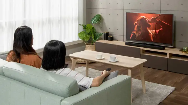 اسپیکر ساندبار soundCore Infini 2 انکر روی میز
