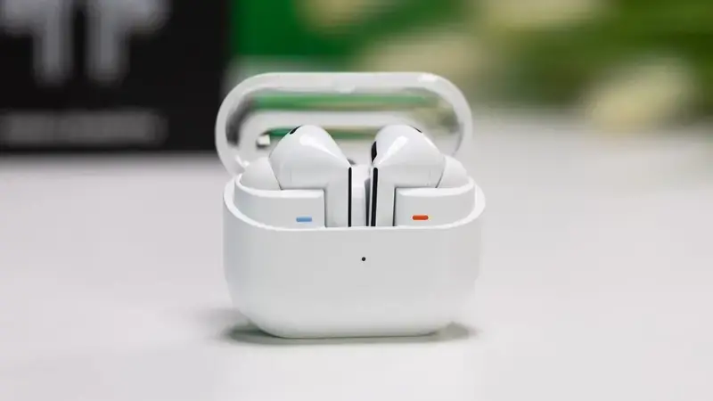 طراحی هدفون بی‌سیم Galaxy Buds 3 Pro