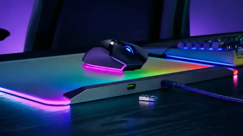 ماوس پد ریزر مدل Razer Mouse Pad Firefly V2 PRO