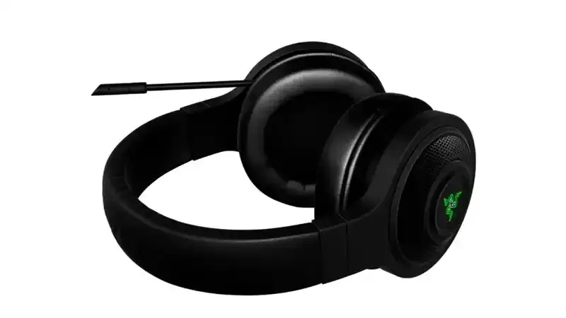 طراحی هدست گیمینگ باسیم ریزر Kraken X Essential