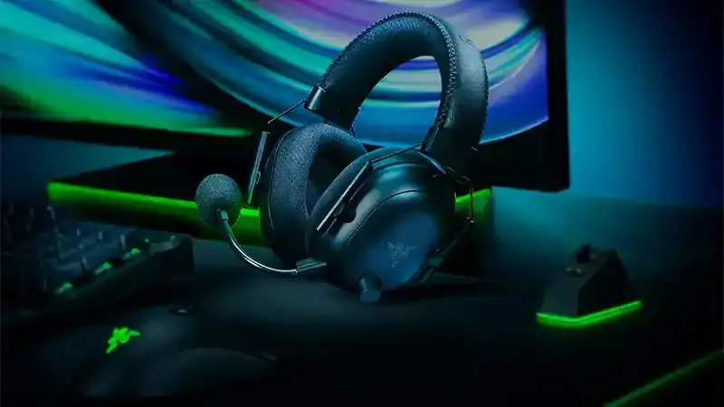 طراحی هدست گیمینگ بی‌سیم ریزر مدل Blackshark V2 Pro