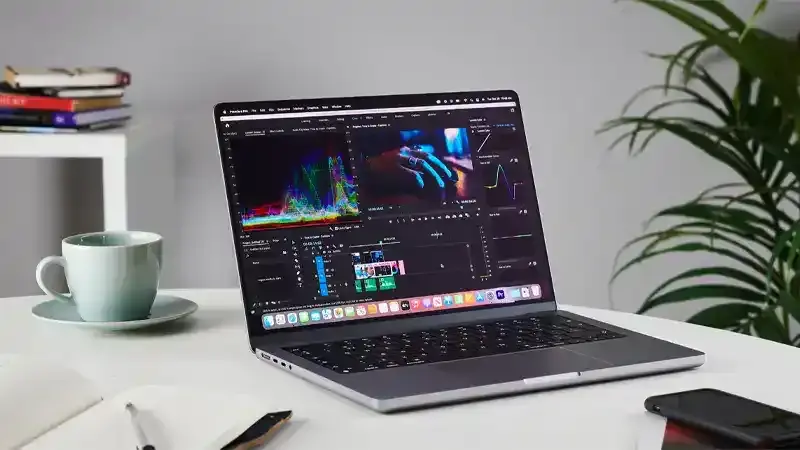 تدوین فیلم با مک بوک پرو 16.2 اینچی اپل