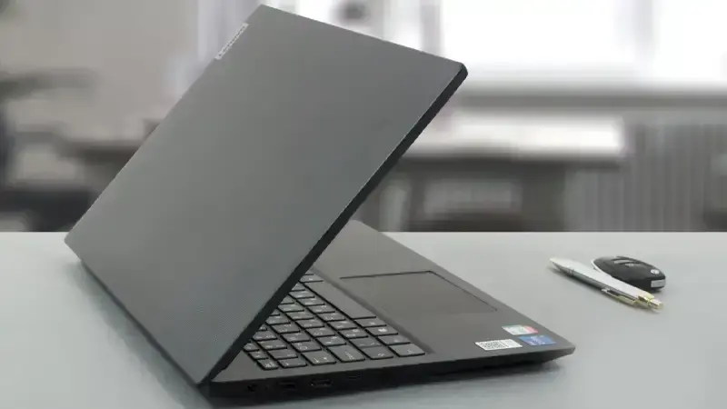 بدنه لپ تاپ V15 G3 IAP-WAK i5-16GB-512SSD-intel