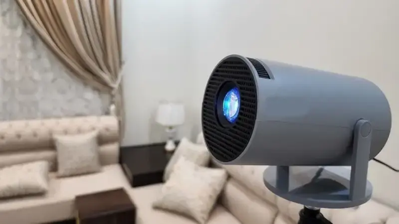 طراحی ویدئو پروژکتور مدل HY-300 Android