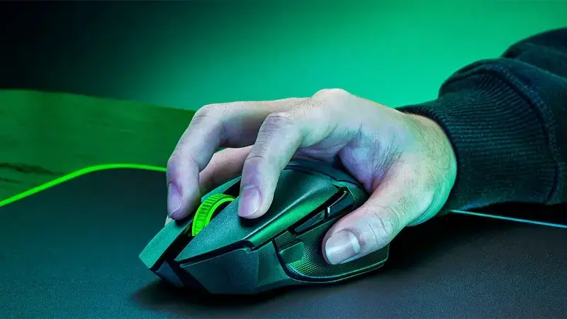  ماوس بی‌سیم گیمینگ ریزر مدل Basilisk V3 X HyperSpeed مناسب راست دست ها