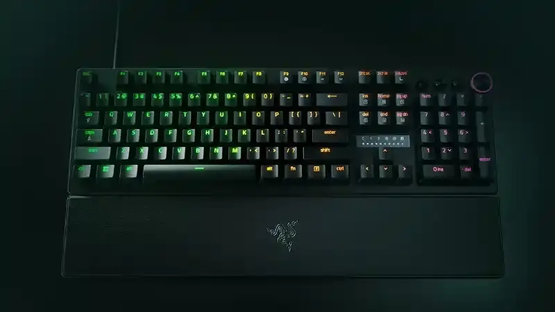 طراحی کیبورد گیمینگ Huntsman V3 Pro