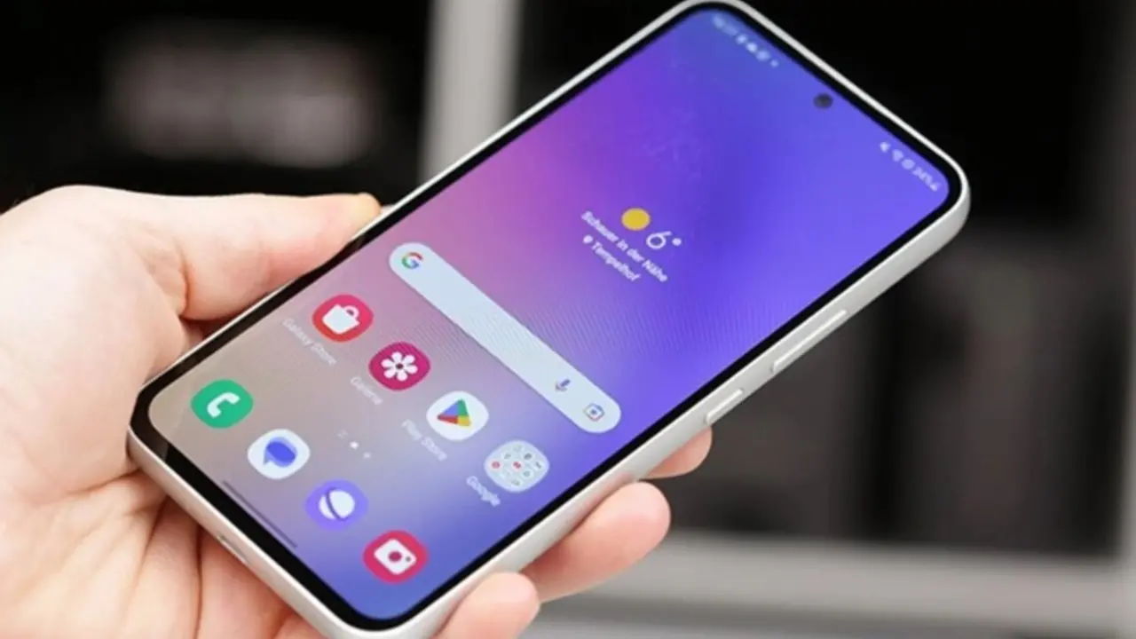 صفحه نمایش سامسونگ A56