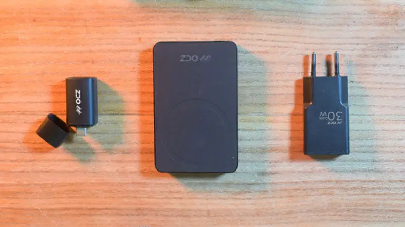 نقد و بررسی پاوربانک مغناطیسی OCZ مدل STK089