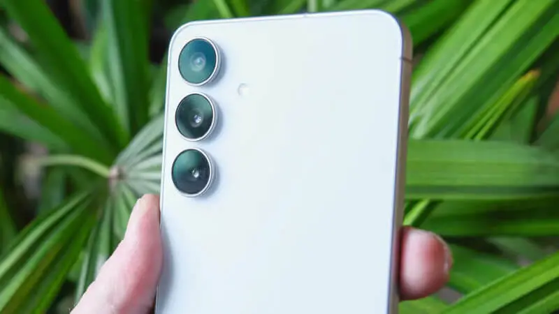 دوربین سامسونگ مدل Galaxy S25 FE 5G