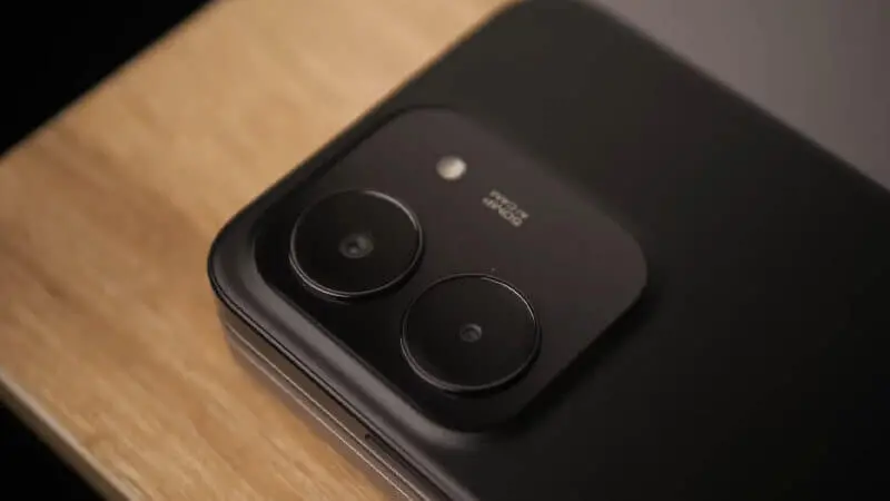 طراحی گوشی موبایل شیائومی مدل Redmi 15C