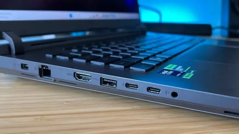 پورت های لپ‌‌تاپ گیمینگ ایسوس مدل ROG Strix G16 G615LR-RV141