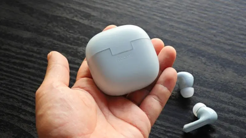 نقد و بررسی هدفون بی سیم شیائومی مدل Redmi Buds 6 Lite