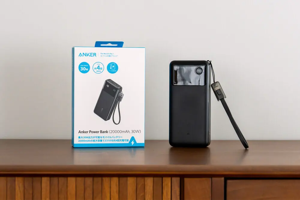 پورت‌ها و امکانات جانبی پاوربانک انکر Powercore A1384