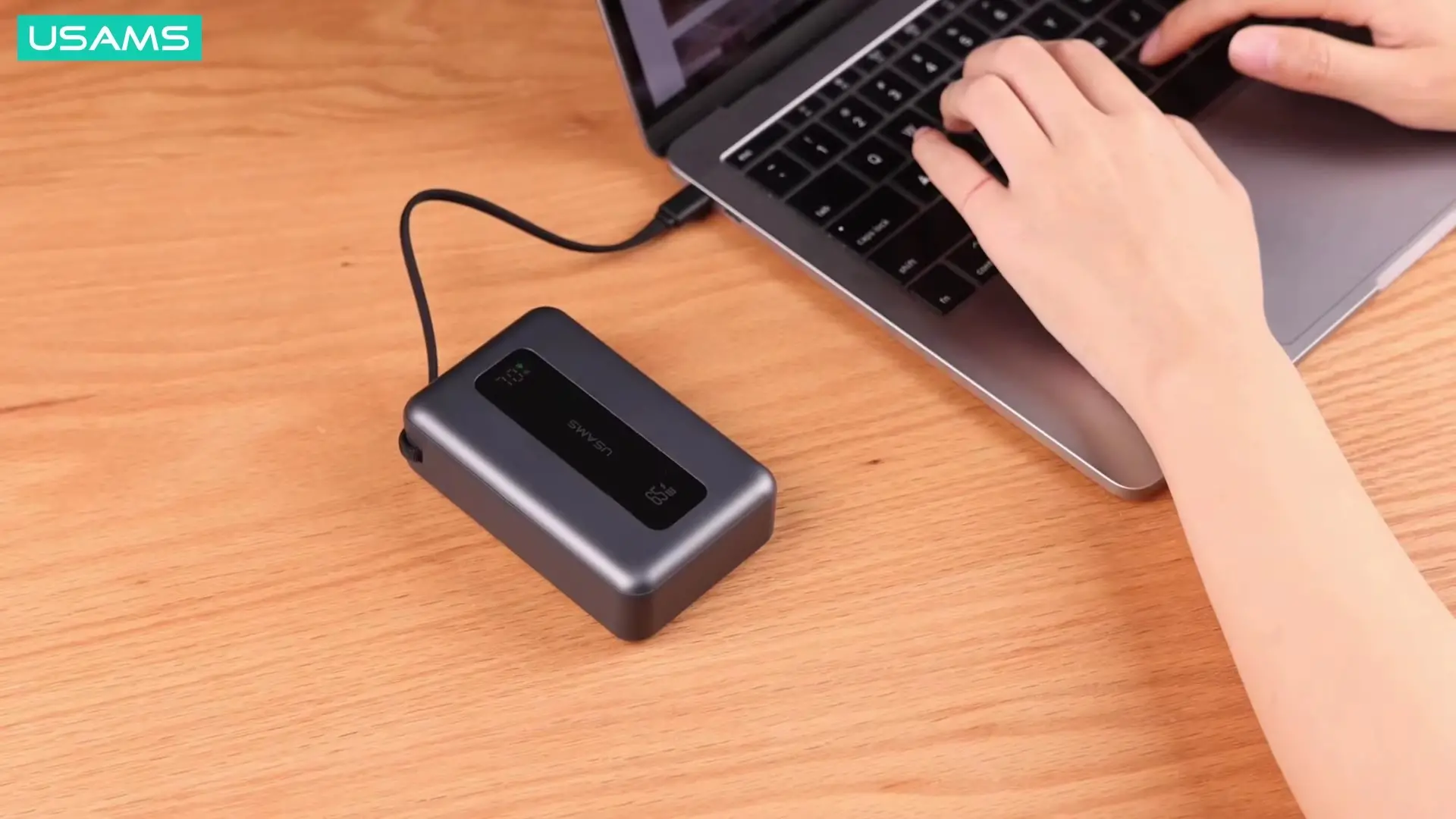 اتصالات، پورت‌ها و ویژگی‌های کاربردی پاوربانک یوسمز US-CD243