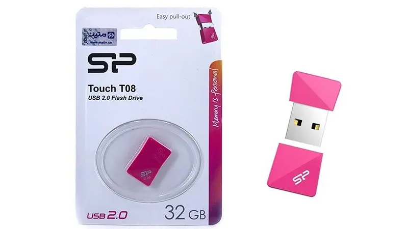 بسته بندی و سهولت استفاده از فلش سیلیکون پاور Touch T08