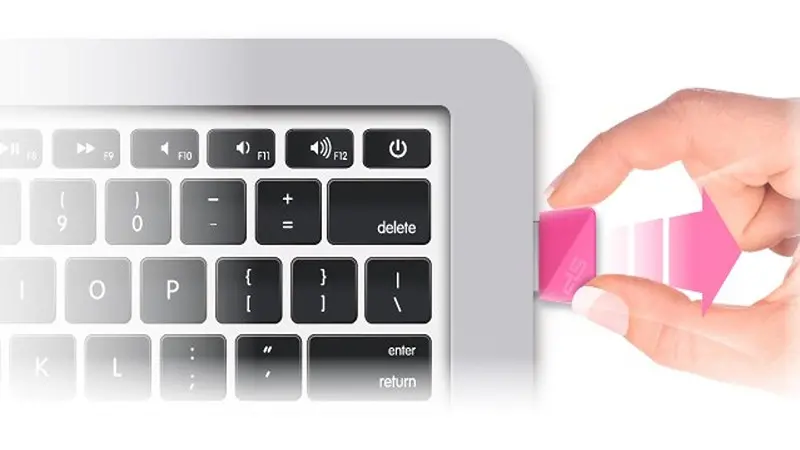 اتصال فلش Silicon Power Touch T08 به لپ تاپ