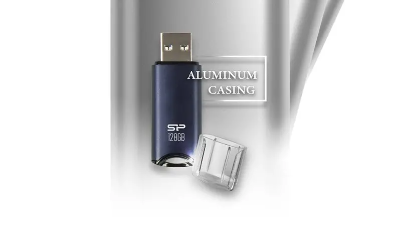 بدنه آلومینیومی فلش مموری سیلیکون پاور Marvel M02