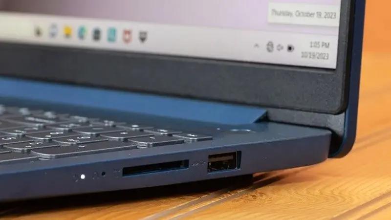 پورتهای لپتاپ لنوو IdeaPad Slim 3 15IRU8